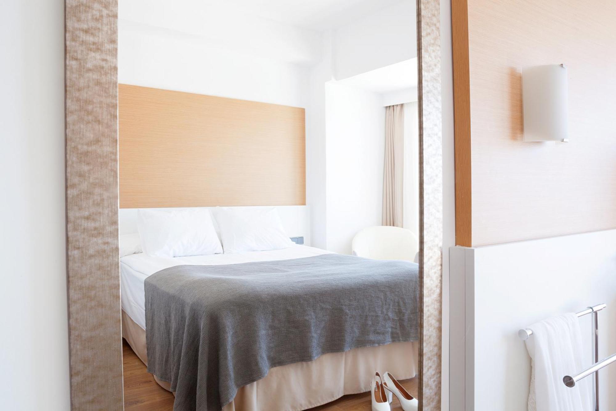 Hotel Sunprime Waterfront Adults Only Can Pastilla  Habitación foto